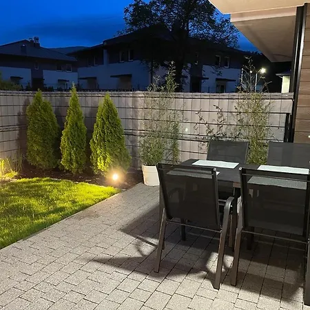 Ustronska Jodelka Z Balia I Ogrodem-nadrzeczna * Ustron