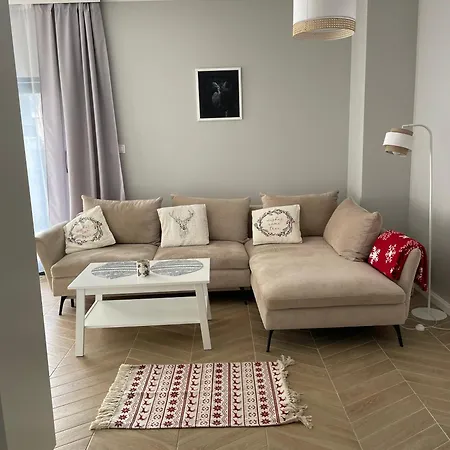 Ustronska Jodelka Z Balia I Ogrodem-nadrzeczna *