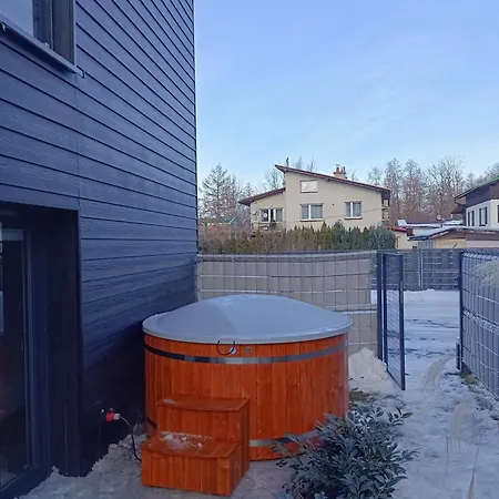 Ustronska Jodelka Z Balia I Ogrodem-nadrzeczna