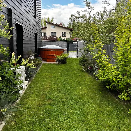 Apartment Ustronska Jodelka Z Balia I Ogrodem-nadrzeczna *