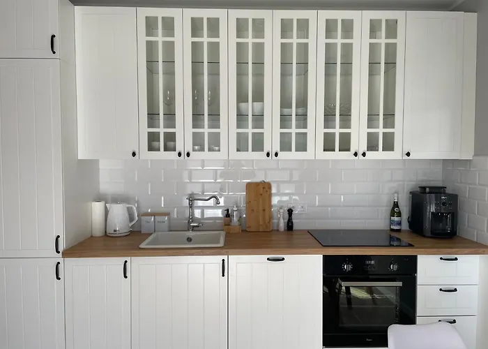 Ustronska Jodelka Z Balia I Ogrodem-nadrzeczna *